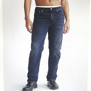 Calvin Klein relaxed straight jeans 36 X. 29.5